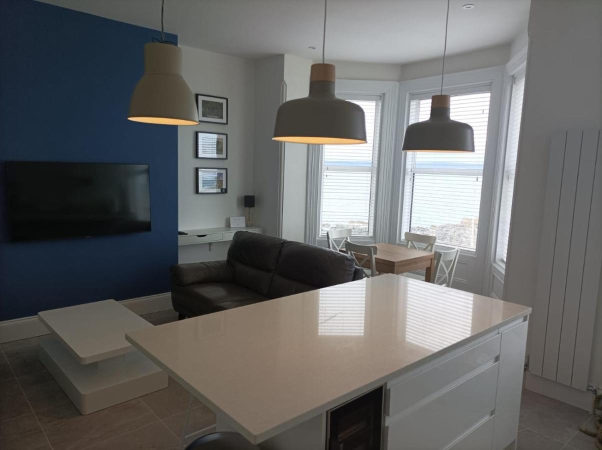 Seacliff Road Luxury Apartments 뱅거 외부 사진